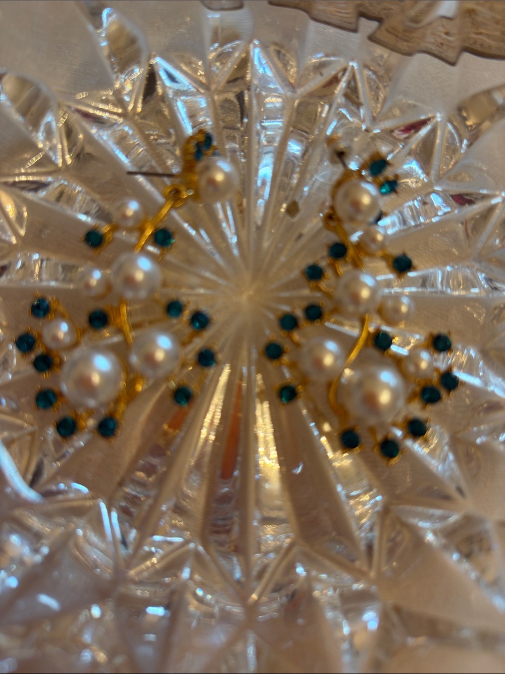 Oscar de la Renta Gold-Tone Pearl Drop Earrings with Teal Crystals